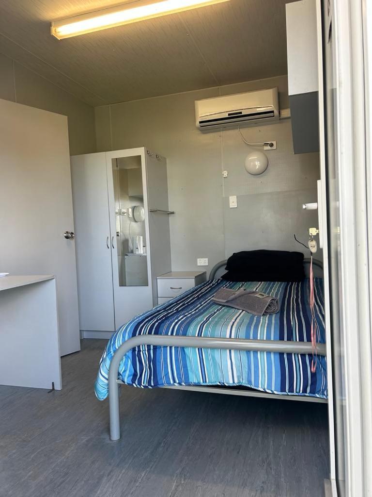 Gundy Pub & Caravan Park Gundiah Экстерьер фото