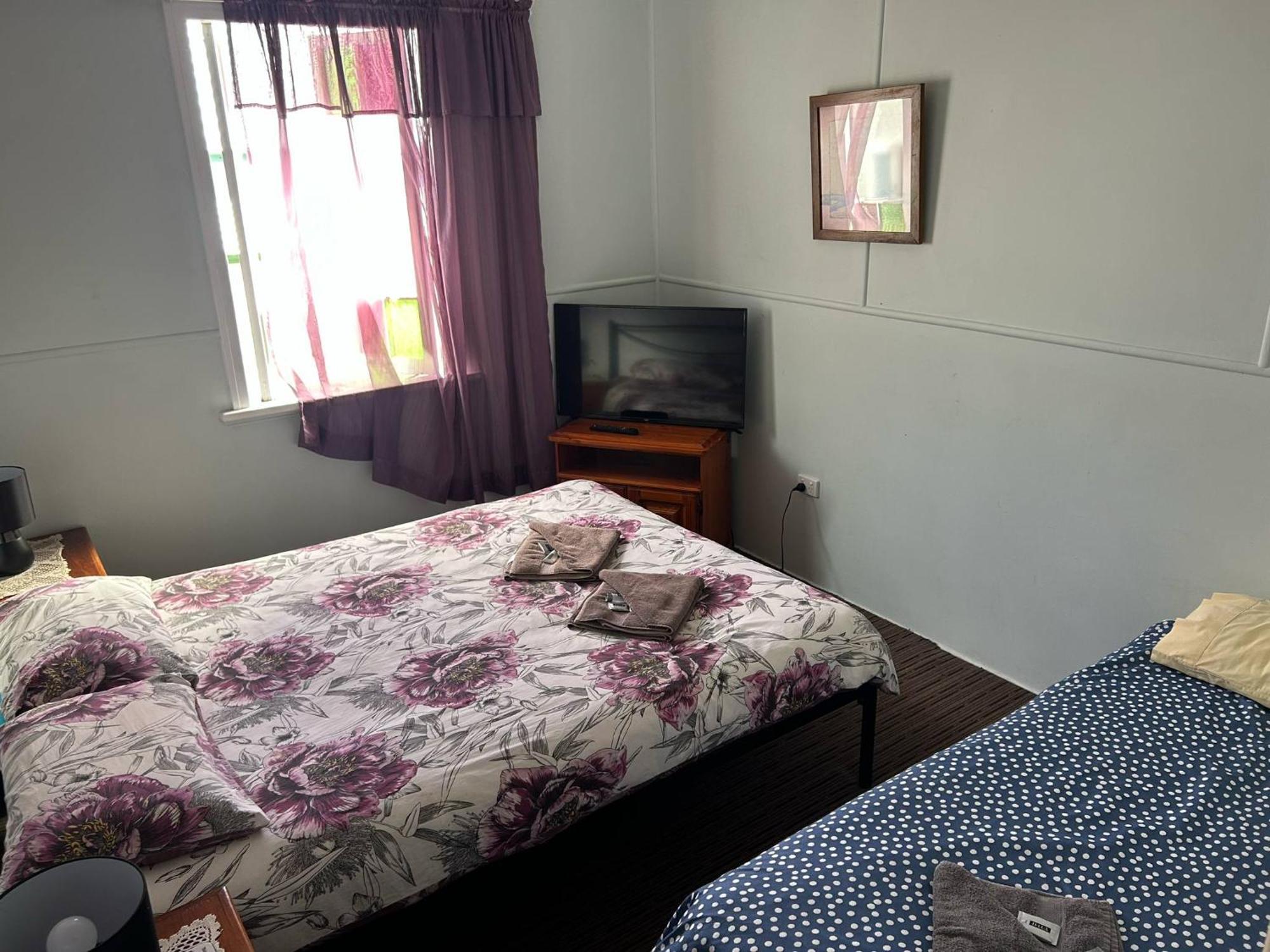 Gundy Pub & Caravan Park Gundiah Экстерьер фото